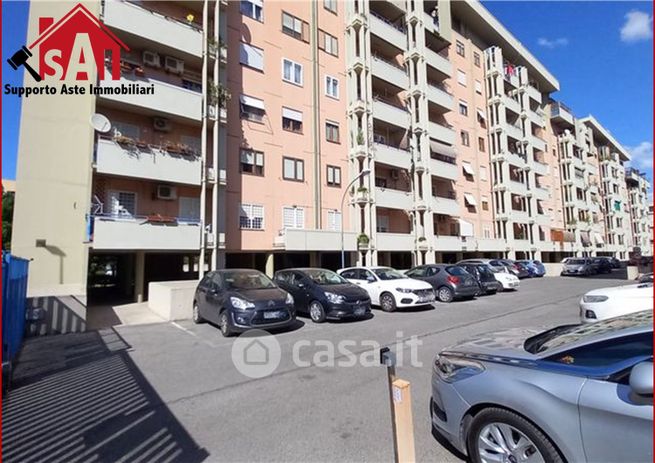 Appartamento in residenziale in Via Romolo Balzani 64