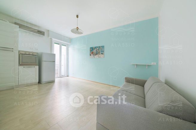 Appartamento in residenziale in Via Privata Londra 20