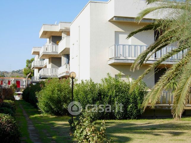 Appartamento in residenziale in Lungomare Italia 10