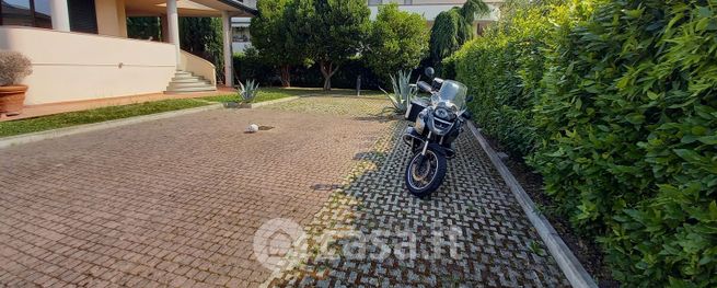 Villetta a schiera in residenziale in Via Ardengo Soffici
