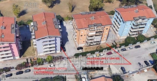 Appartamento in residenziale in Via Senna 39
