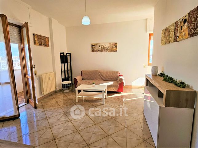 Appartamento in residenziale in Viale G. Leopardi 91