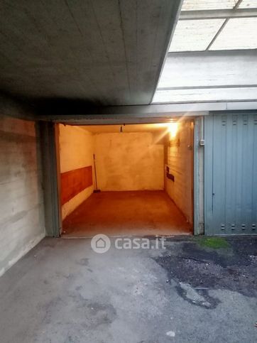 Box/posto auto in residenziale in Via Valsugana