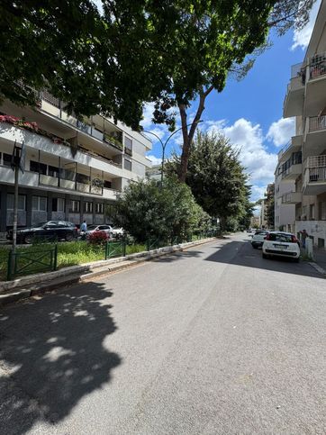 Appartamento in residenziale in Via Stefano Jacini