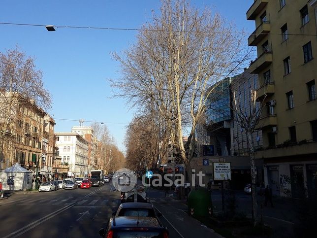 Garage/posto auto in residenziale in Via Santamaura