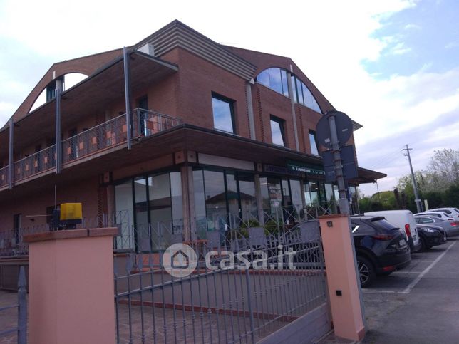 Ufficio in commerciale in Via Sant' Orsola 51