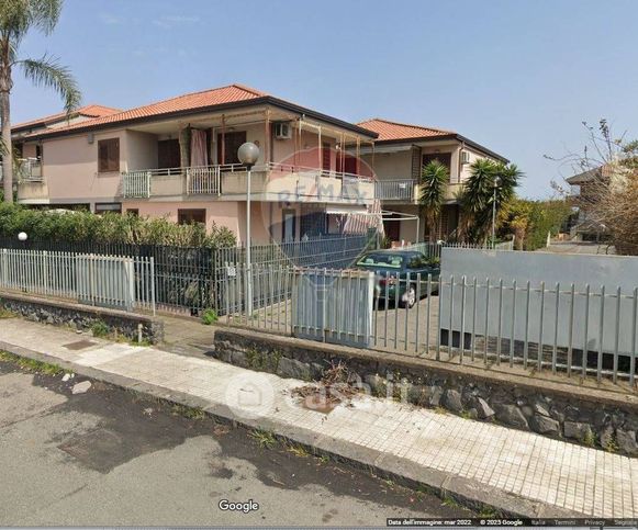 Appartamento in residenziale in Via Simone Neri 37
