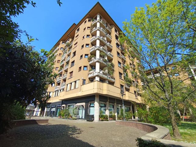 Appartamento in residenziale in Via Valenza 5