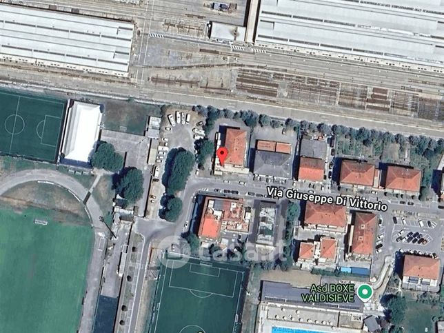 Capannone in commerciale in Via Giuseppe Di Vittorio 126