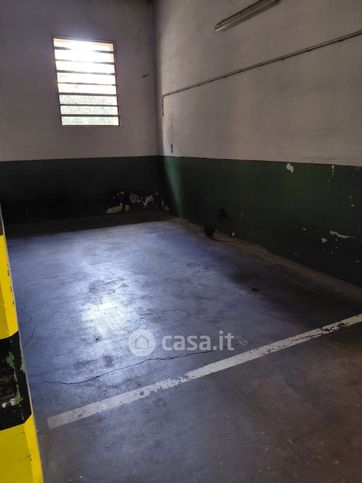 Box/posto auto in residenziale in Via Saragozza