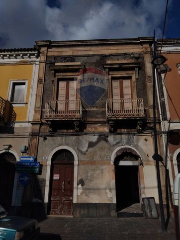 Casa indipendente in residenziale in Via Umberto I 80