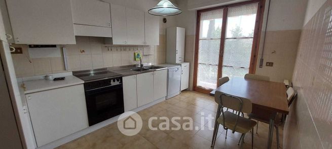 Appartamento in residenziale in Via Barna