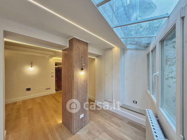Appartamento in residenziale in Via GiosuÃ¨ Carducci 10