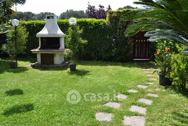 Appartamento in residenziale in Via Andrea Millevoi 763