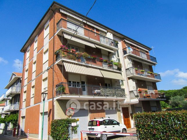 Appartamento in residenziale in Via R. Sanzio