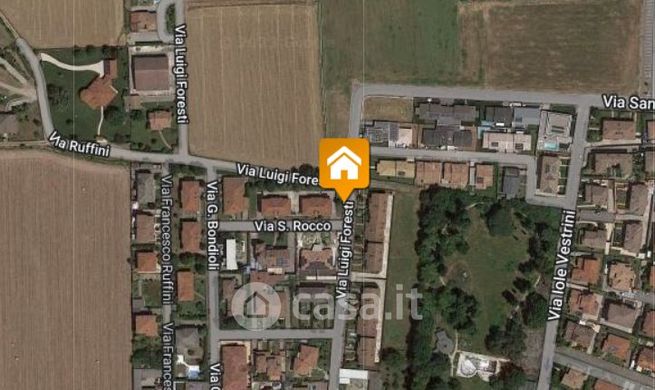 Box/posto auto in residenziale in Via San Rocco 5