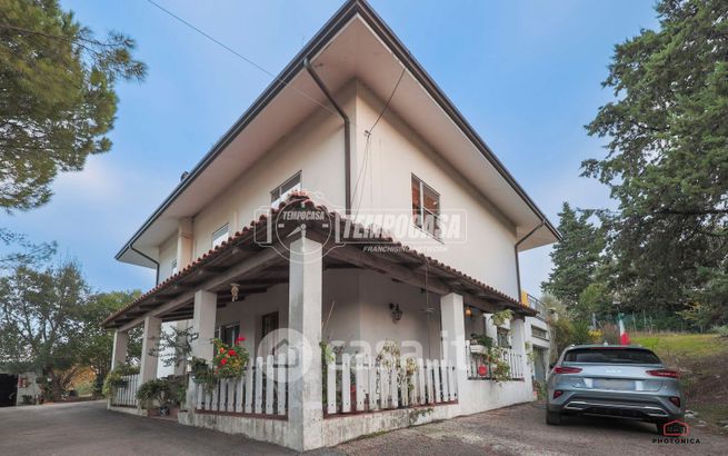Casa bi/trifamiliare in residenziale in Via Consolare Rimini-San Marino