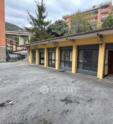 Box/posto auto in residenziale in Via Piave 138