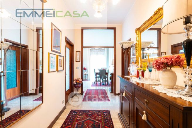 Appartamento in residenziale in Via Francesco Petrarca