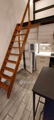 Ufficio in commerciale in 