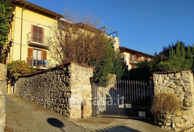 Appartamento in residenziale in Via Castello 10