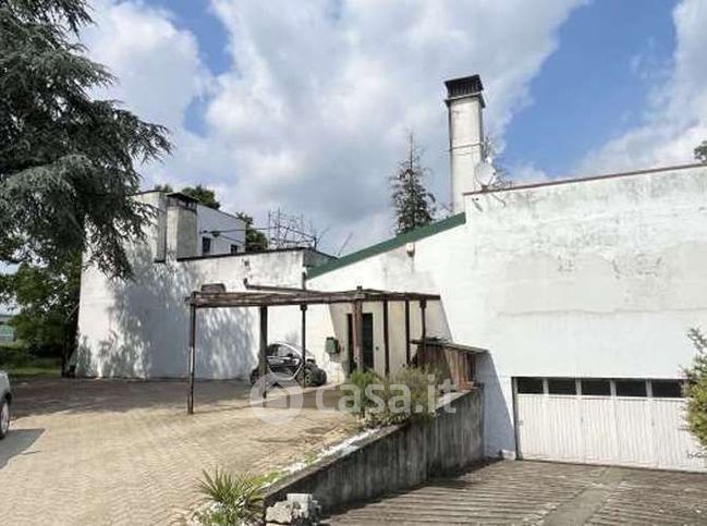 Villetta a schiera in residenziale in Strada Ceppo 42