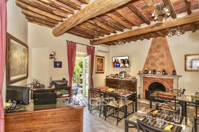 Casa bi/trifamiliare in residenziale in Via di Piaggia 2