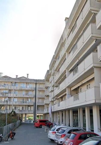 Box/posto auto in residenziale in Via Canopo