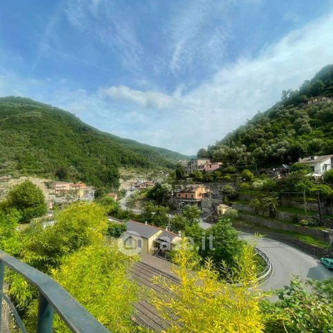 Capannone in commerciale in Via Ponte di Vexina