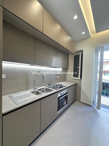 Appartamento in residenziale in Viale Abramo Lincoln