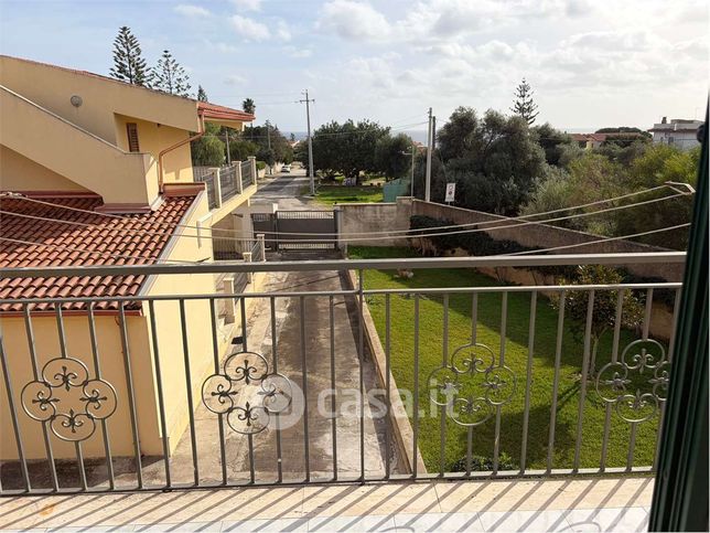 Villa in residenziale in 