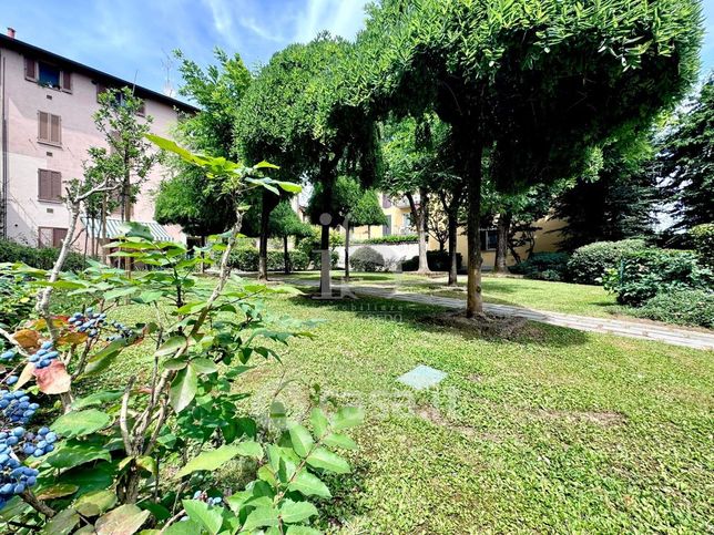Appartamento in residenziale in Via Menclozzi 1