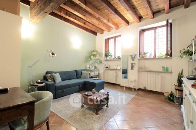 Appartamento in residenziale in Via San Carlo 8