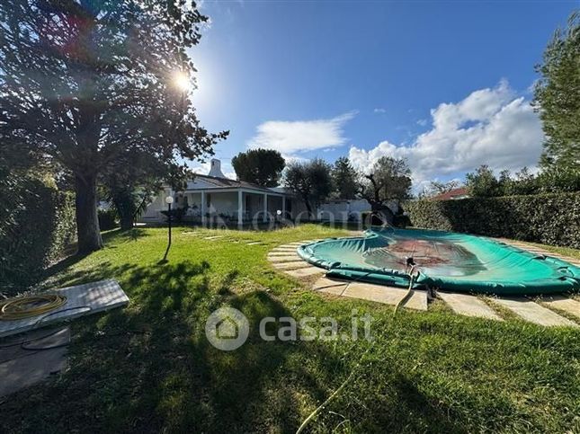 Villa in residenziale in Via Liana