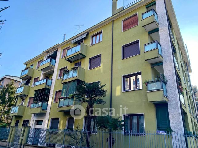 Appartamento in residenziale in Don Vercesi 10