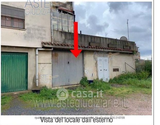 Garage/posto auto in residenziale in Via Alessandro Manzoni