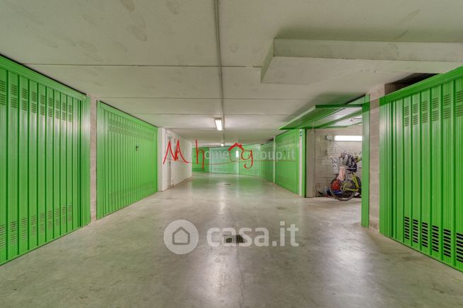 Garage/posto auto in residenziale in Via Giuseppe Ungaretti