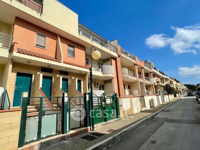 Appartamento in residenziale in Via cilea 80