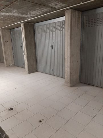 Garage/posto auto in residenziale in Via Piave