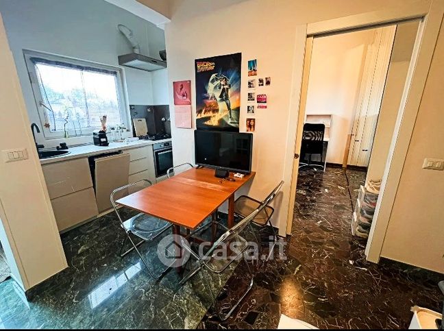 Appartamento in residenziale in Viale Emilio Caldara 32