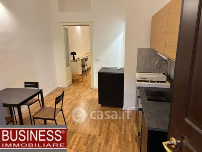 Appartamento in residenziale in Via Perugino 20