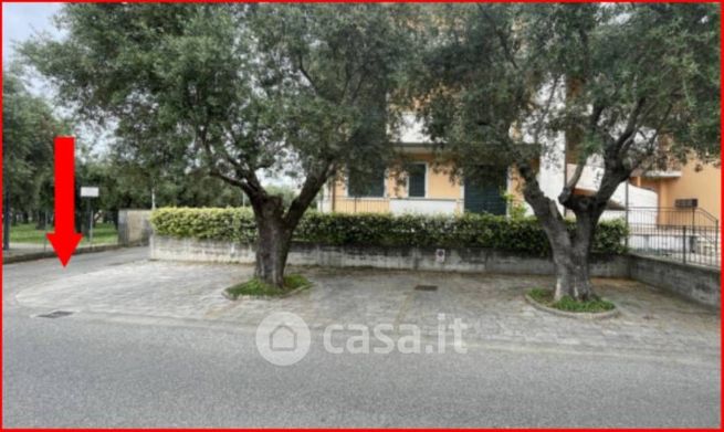 Garage/posto auto in residenziale in Via Ranocchiaio