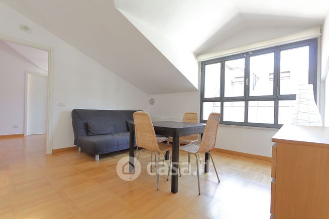 Appartamento in residenziale in Via Elia Lombardini 10