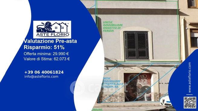 Appartamento in residenziale in Via Domenico ScinÃ  15