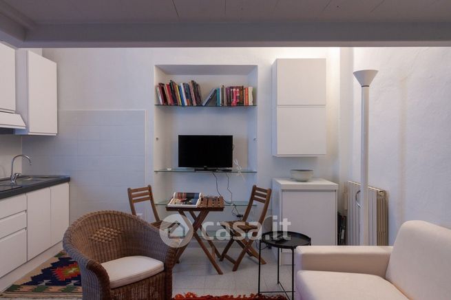 Appartamento in residenziale in Via Albereta 23