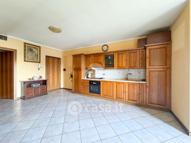 Appartamento in residenziale in Via Giovanni Falcone 8
