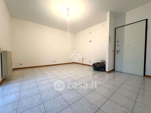 Appartamento in residenziale in Via Don Luigi Guanella 10