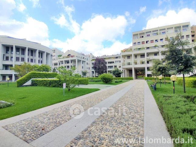 Appartamento in residenziale in Via Angelo Ramazzotti 24