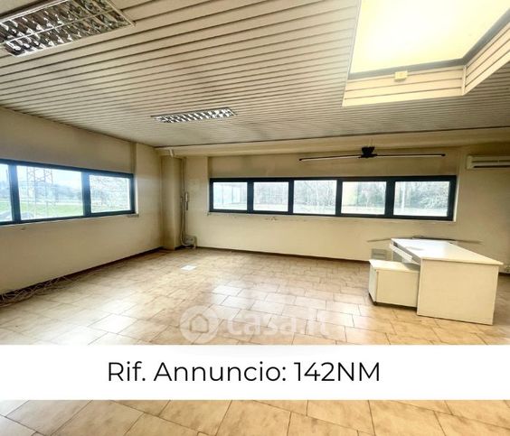 Ufficio in commerciale in Via Roma 1