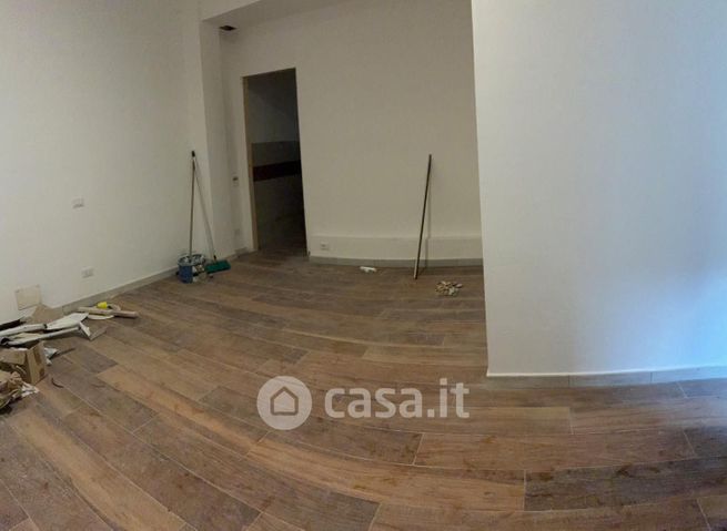 Appartamento in residenziale in Via Ugo Foscolo 25